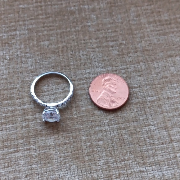 Silver Clear Cubic Zirconia Ring - Picture 8 of 12